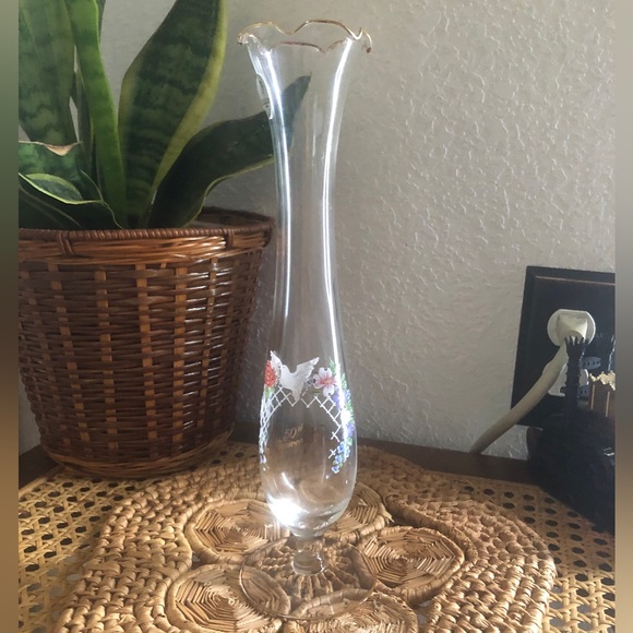 Rare Clear Hand Painted Fenton 50th Anniversary Bud Vase w/Ruffles & Gold Edging - Picture 5 of 16